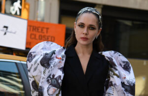 ЮЛІЯ САНІНА ВИГУЛЯЛА У НЬЮ-ЙОРКУ ВБРАННЯ ВІД УКРАЇНСЬКИХ БРЕНДІВ